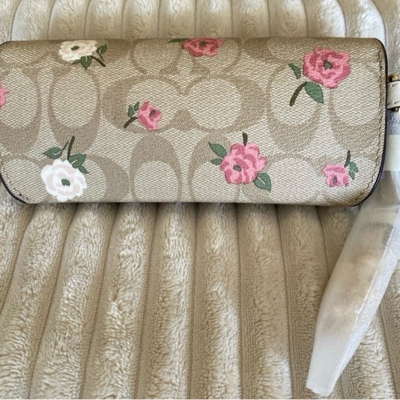 COACH SUNGLASS CASE FLORAL PRINT - Picture 2 of 7